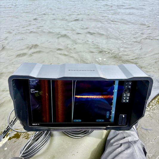 SonarForce Sun Visor, Sonnenschutzblende für Humminbird Solix, Frontalansicht oben
