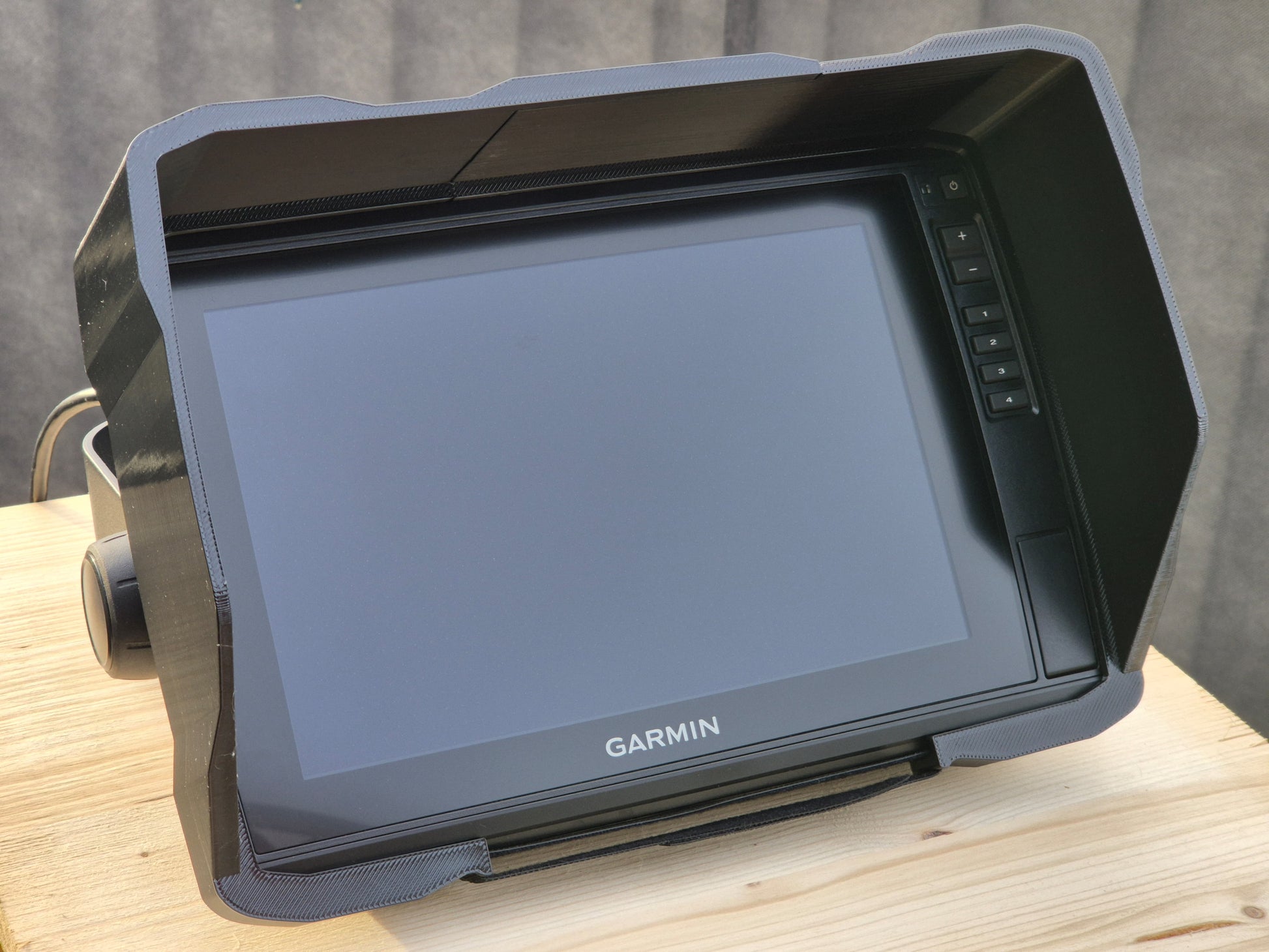 Sun Visor für Garmin Echomap Ultra 2 102sv seitlich