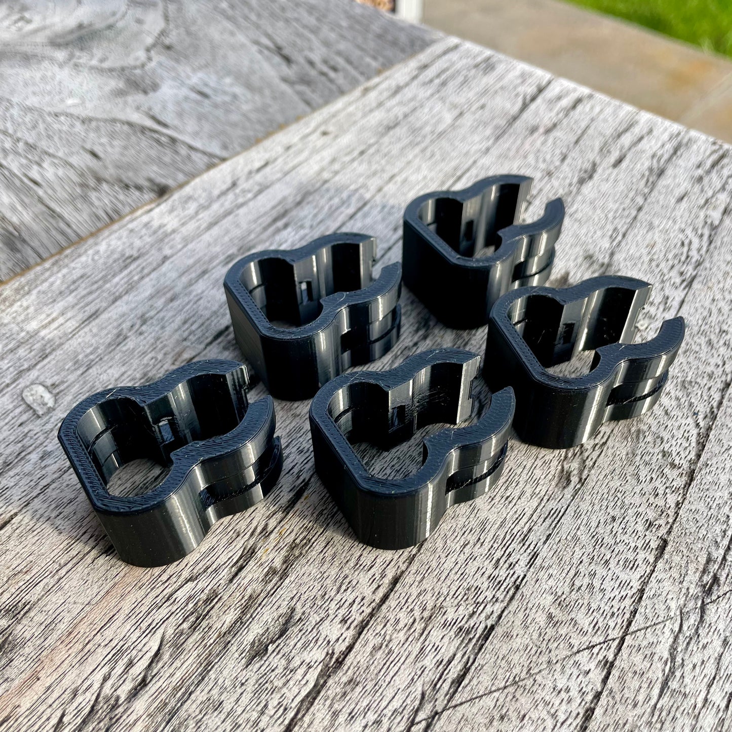 Kabelklammern für den Mega Live 2