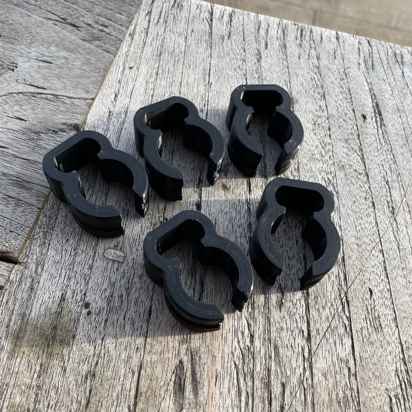 Kabelklammern für den Mega Live 2