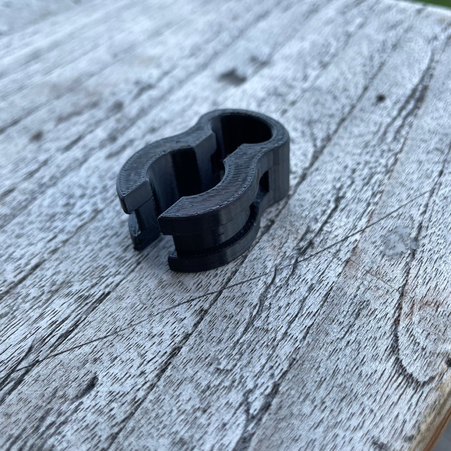 Kabelführungen / Kabelklammern für die Geberstange