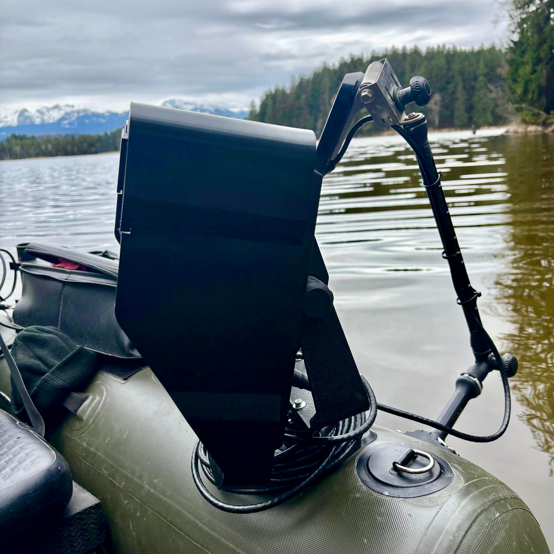 SonarForce Sun Visor, Sonnenschutzblende für Humminbird Solix, Seitenansicht Detail