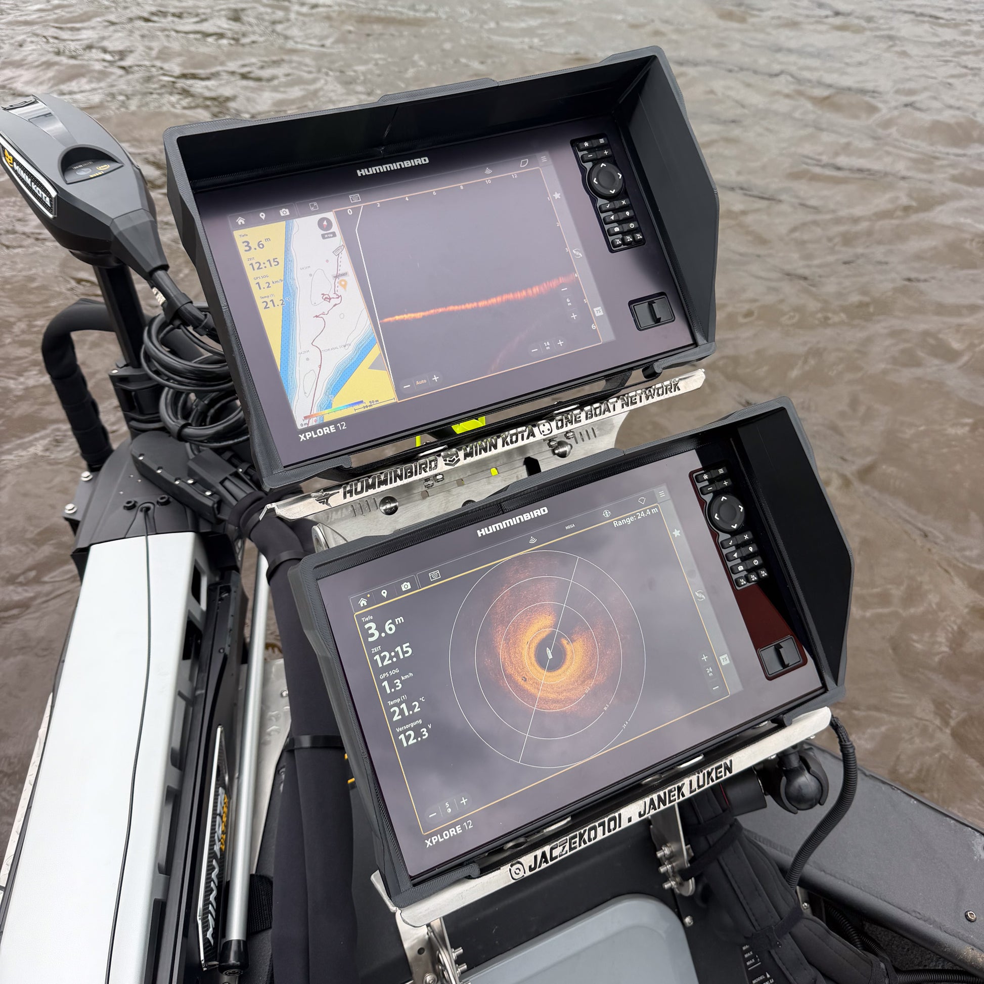 Sun Visor für das Humminbird Xplore Echolot, Detailaufnahme Setup