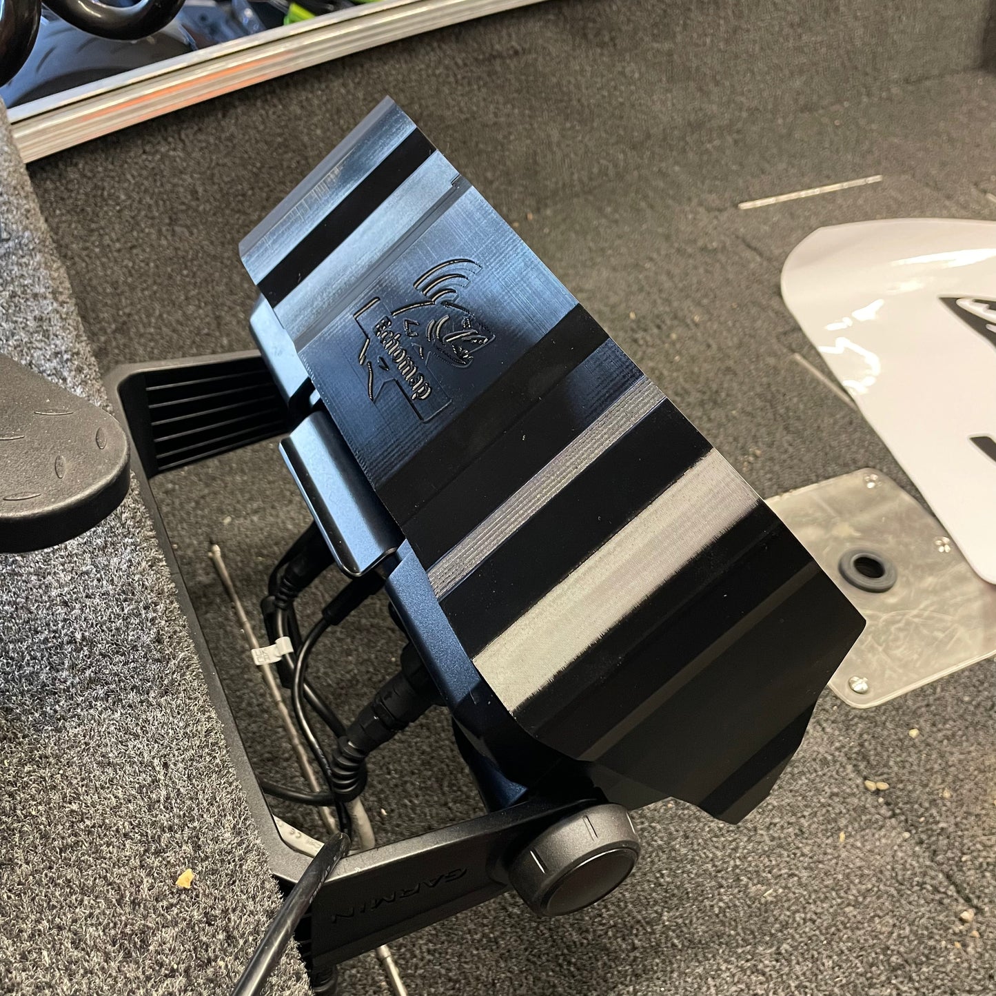 Sun Visor / Sonnenschutzblende für Garmin Echomap UHD